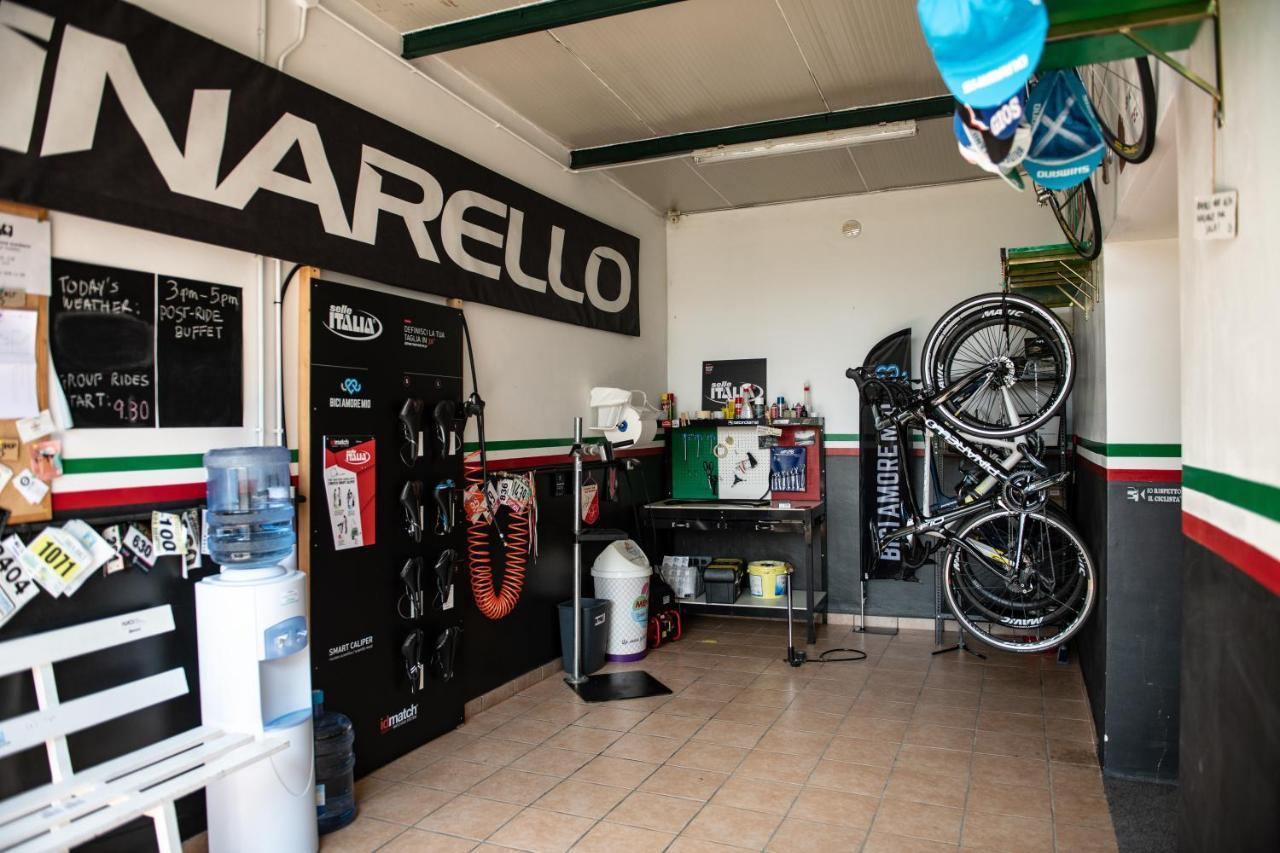 Lo Scoiattolo Piedmont Bike Hotel Pralormo Exterior photo